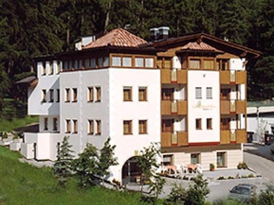 Hotel Laerchenhain San Valentino alla Muta Dış mekan fotoğraf